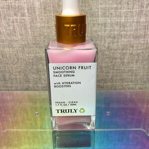Truly Unicorn Fruit Smoothing Face Serum - New